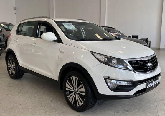 KIA SPORTAGE 2.0 LX 4X2 16V FLEX 4P MANUAL KIA SPORTAGE 2.0 LX 4X2 16V FLEX 4P MANUAL